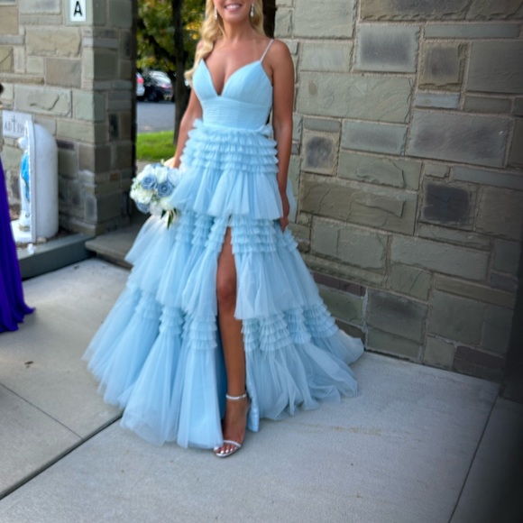 Sherri hill light blue ruffle layers - Picture 5 of 12